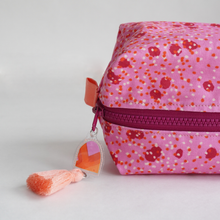 Load image into Gallery viewer, MAKEUP BAG | Pink Speckled Sands
